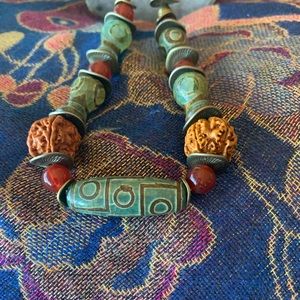 Tibetan DZI agate 3eyed and banded beaded necklace